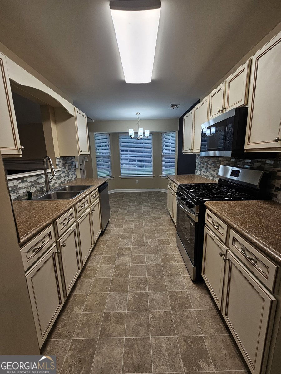 994 Chase Trail McDonough - 12