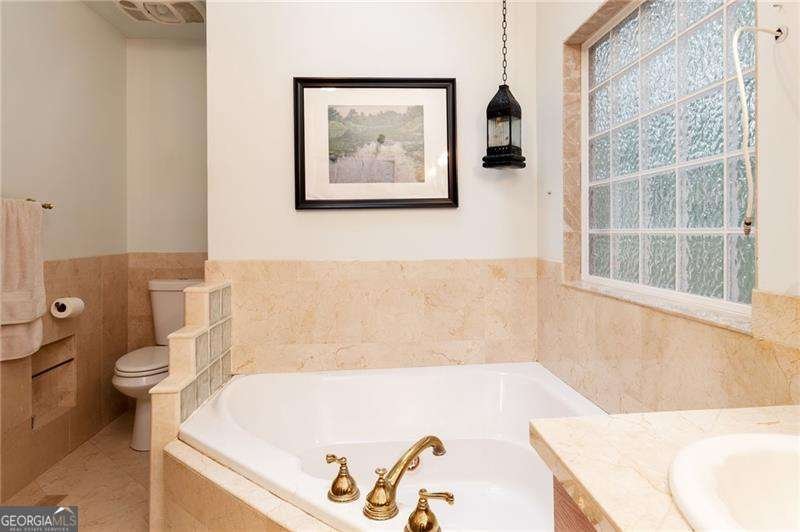 1114 Wind Hill Lane Marietta - 16