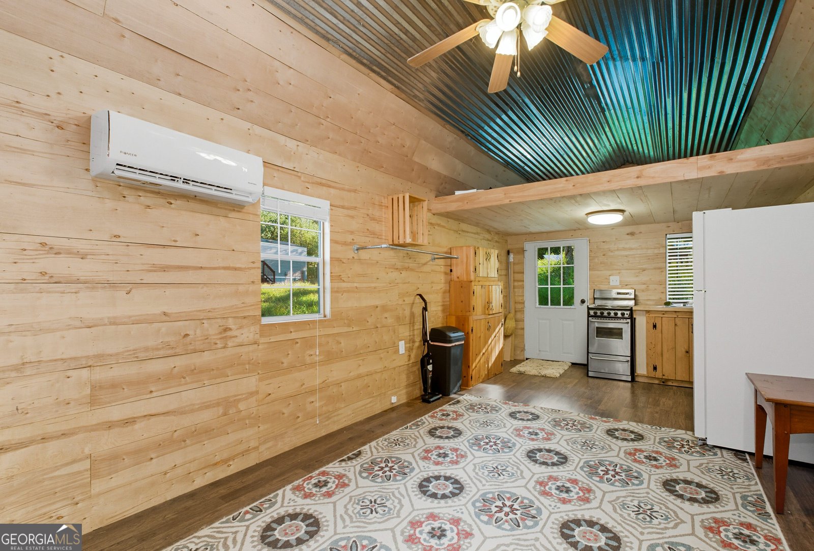 221 McAllister Road Cornelia - 46