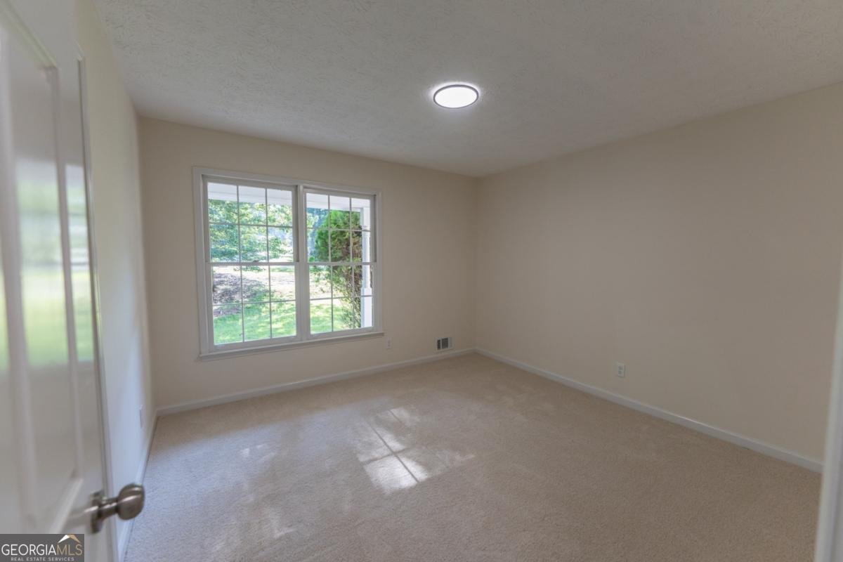 115 Brookwood Lane Fayetteville - 22