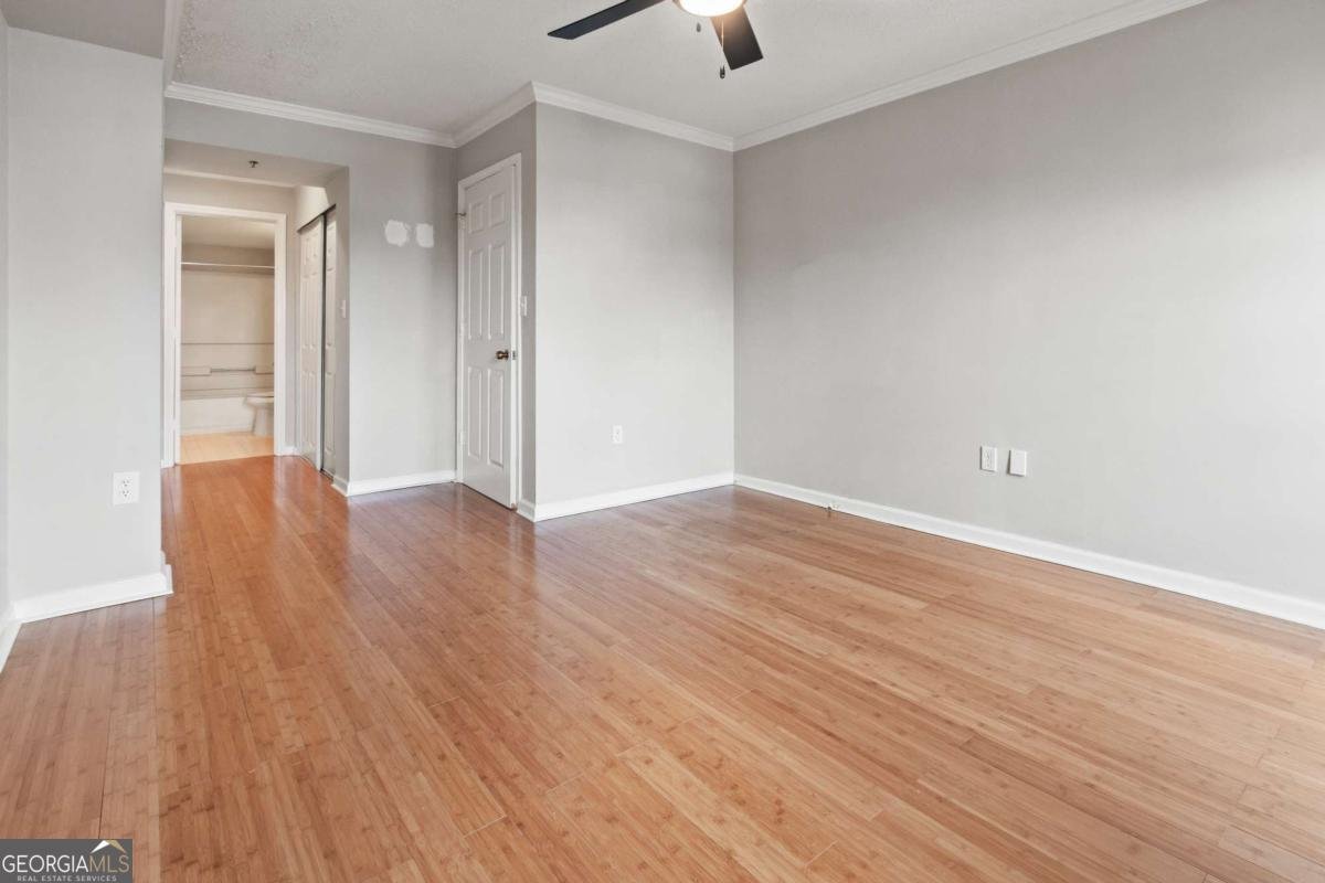 795 Hammond Drive Atlanta - 16