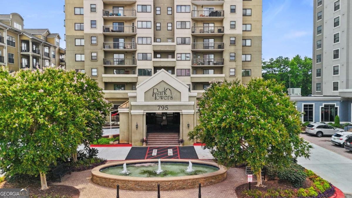 795 Hammond Drive Atlanta - 2