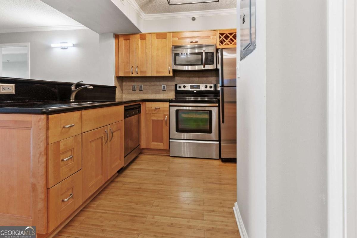 795 Hammond Drive Atlanta - 8