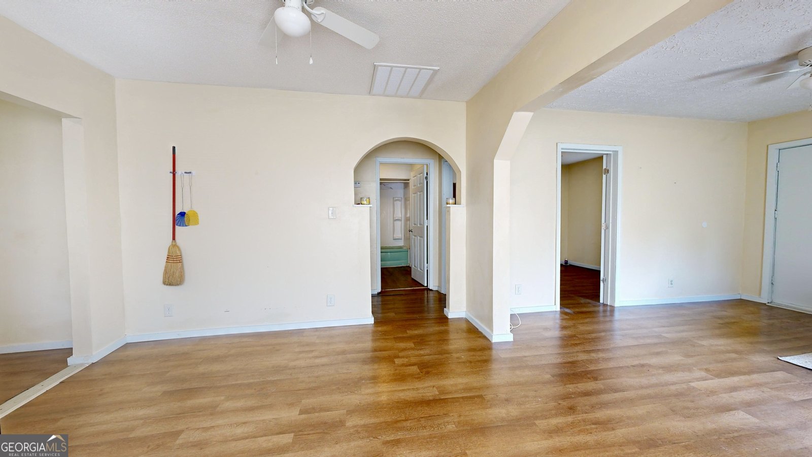318 Glass Street Waycross - 11