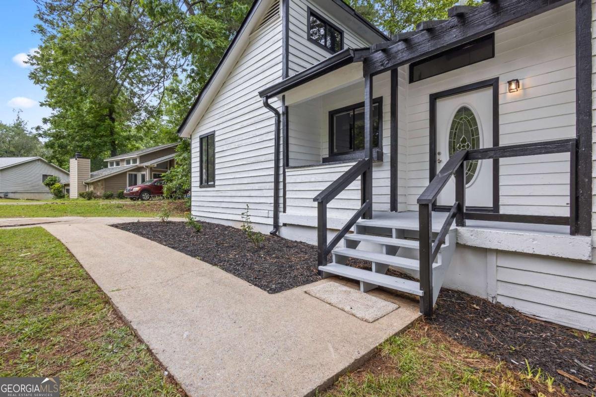 9438 Cedar Creek Place Douglasville - 31