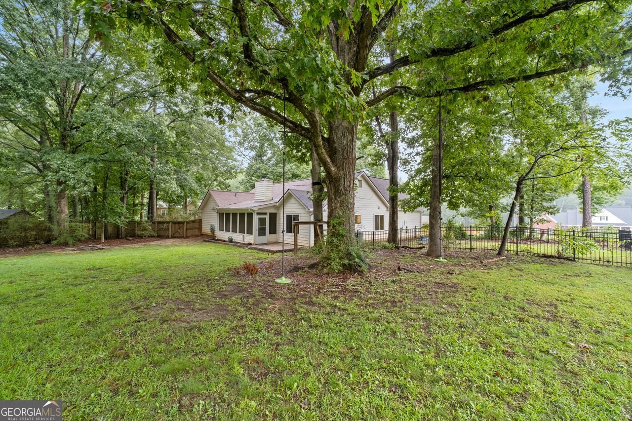 1900 McConnell Road Grayson - 33