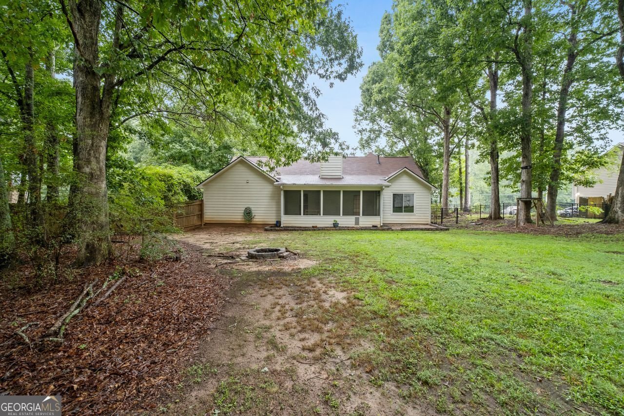 1900 McConnell Road Grayson - 35