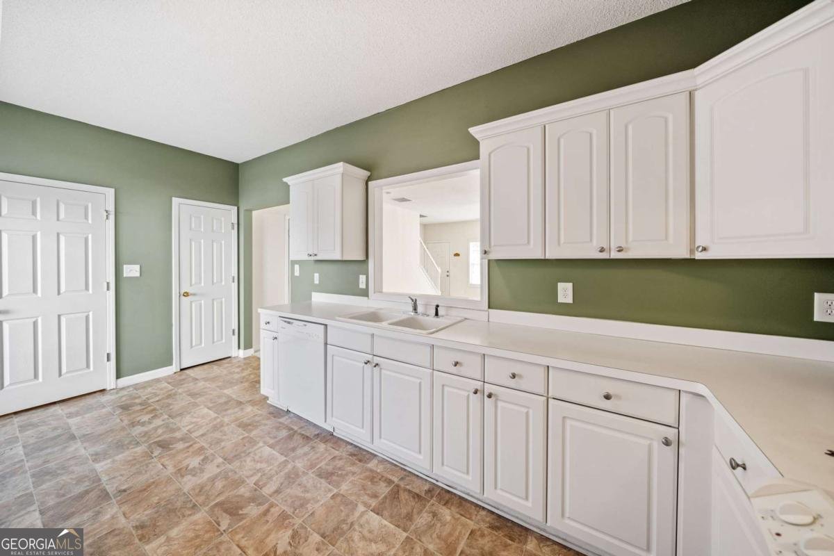 258 Venture Path Hiram - 10