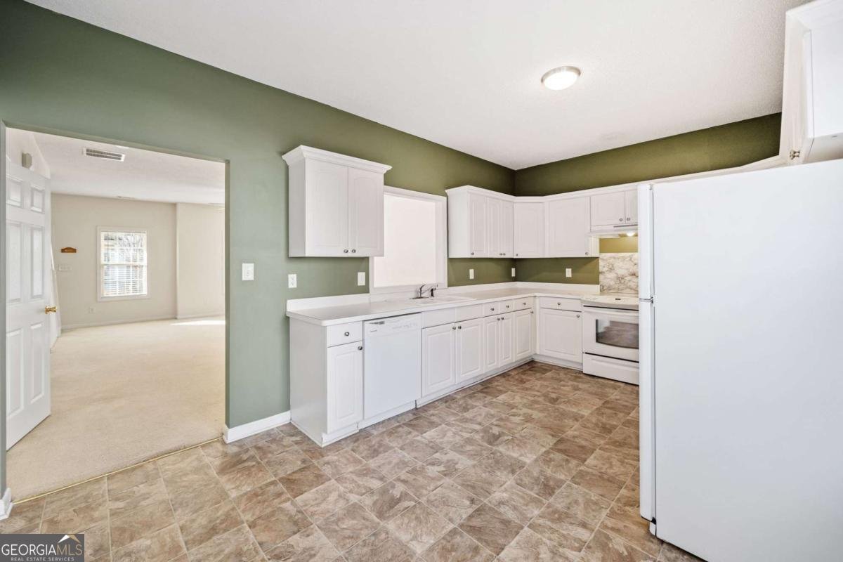 258 Venture Path Hiram - 8