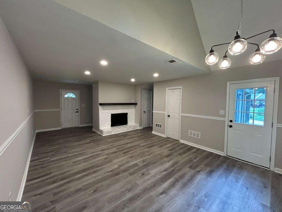 801 Hemingway Road Stone Mountain - 3