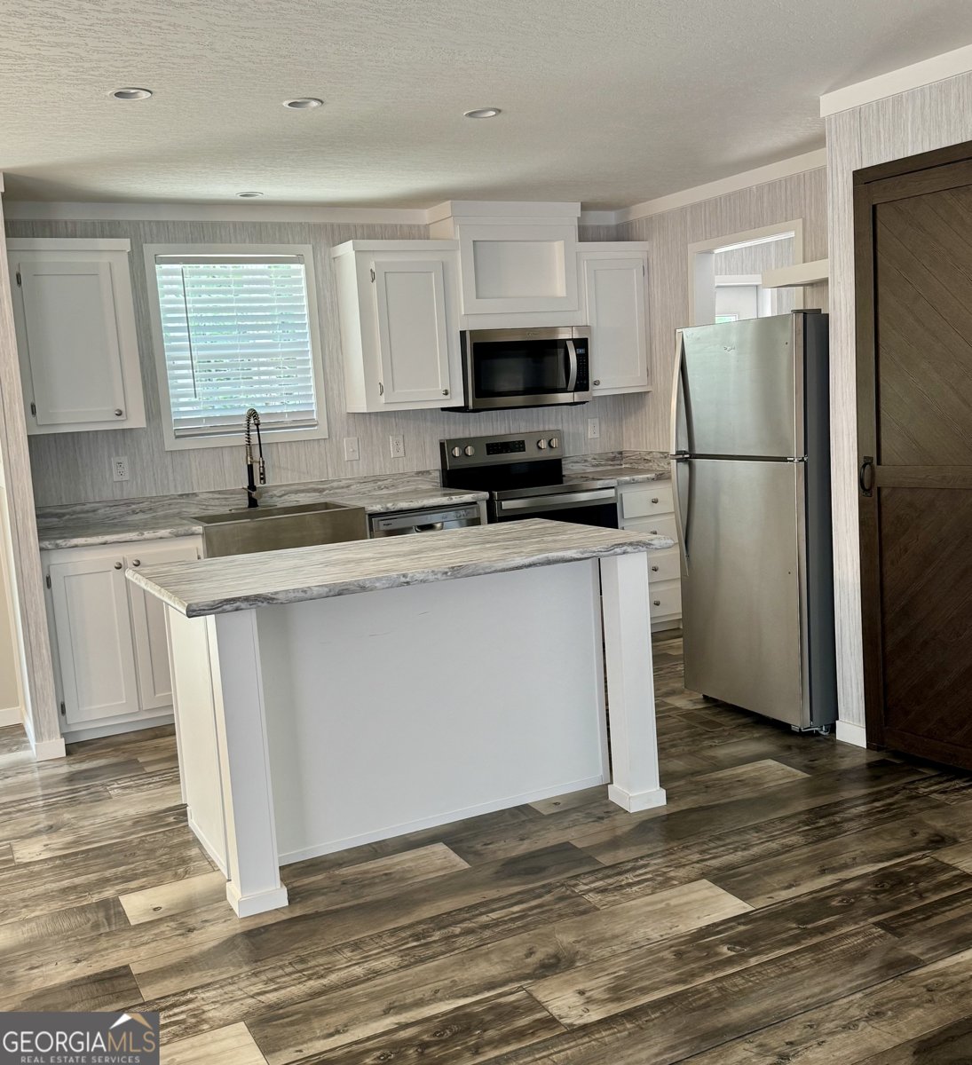 381 Roberts Creek Lane Clarkesville - 2