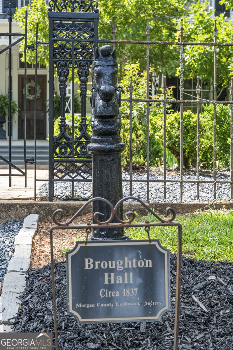 411 Old Post Road Madison - 18