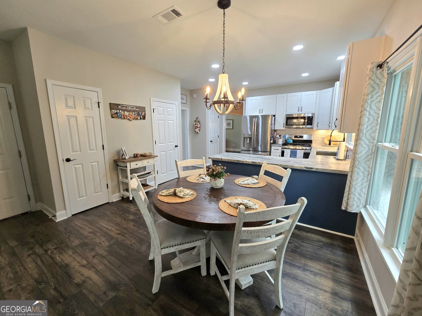 635 Ridgemont Drive Fayetteville - 1