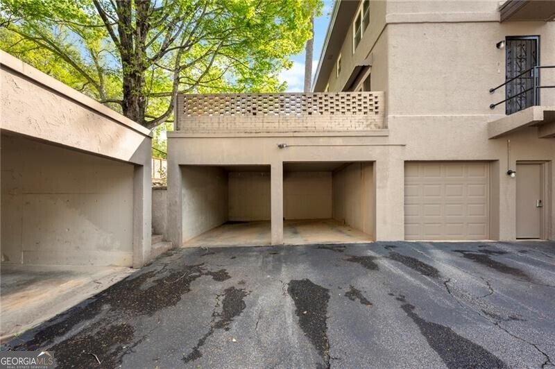 270 Lakemoore Drive Atlanta - 19