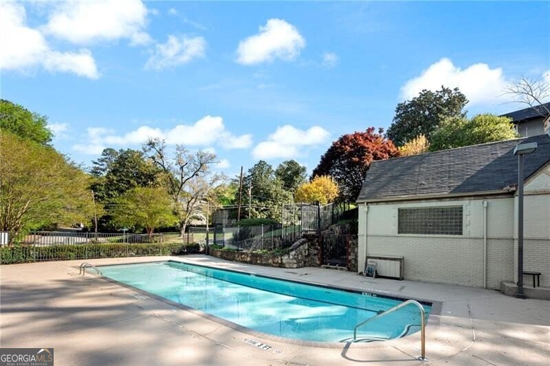 270 Lakemoore Drive Atlanta - 20