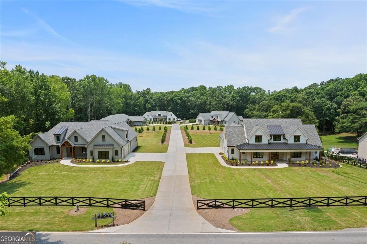 9220 Waldrip Road Gainesville - 33