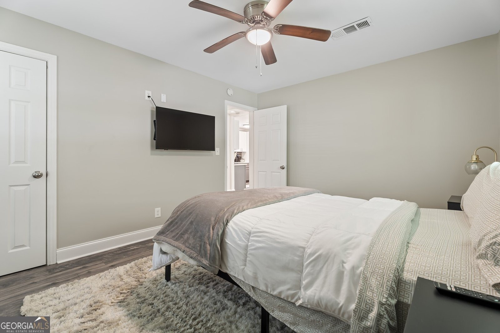 3182 Lake Avenue Atlanta - 21