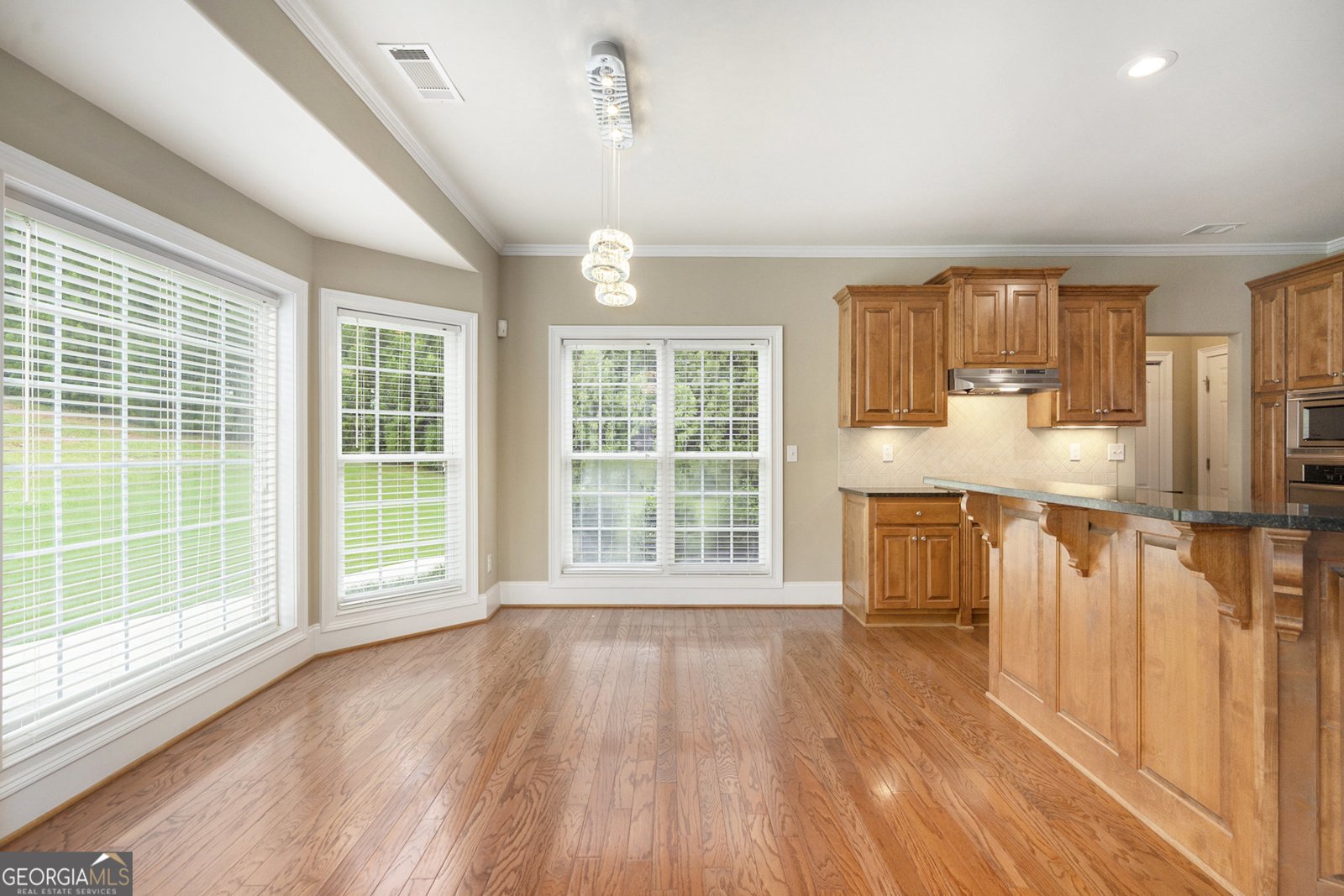 313 Young James Circle Stockbridge - 11