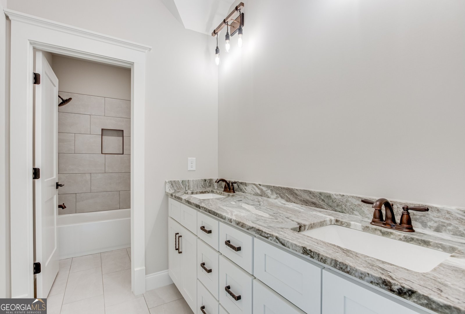 4175 Cumberland Point Drive Gainesville - 4