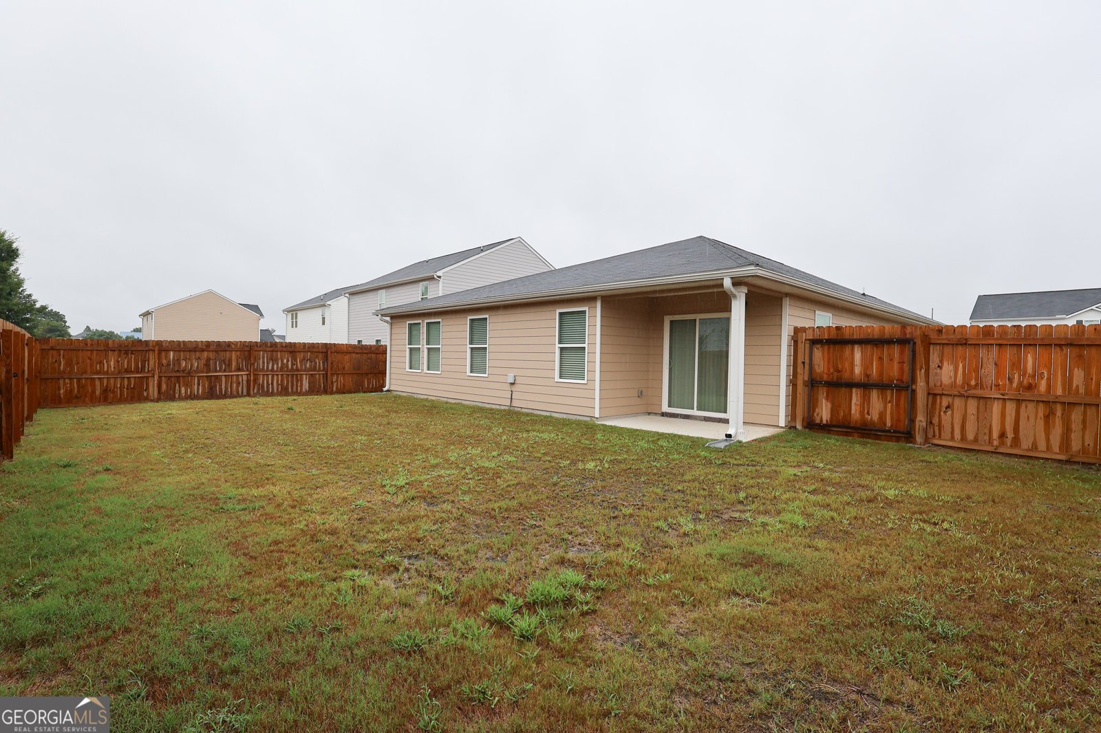 310 London Court Byron - 17