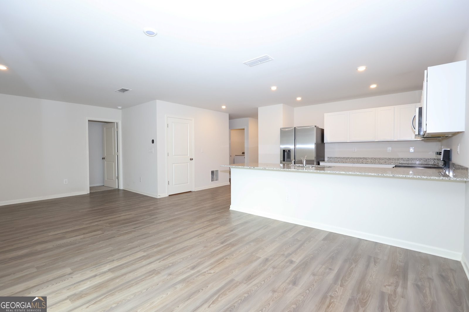 310 London Court Byron - 6