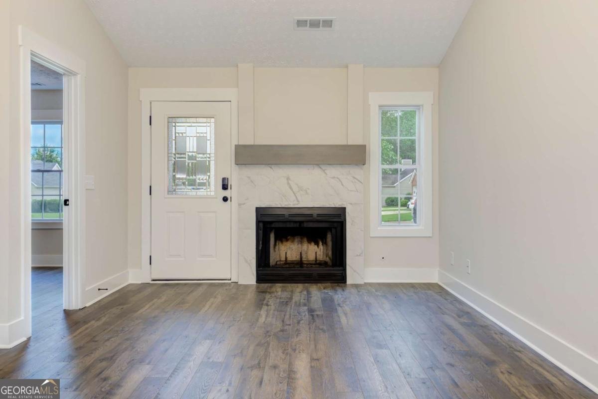 1321 Yorkshire Lane Woodstock - 10