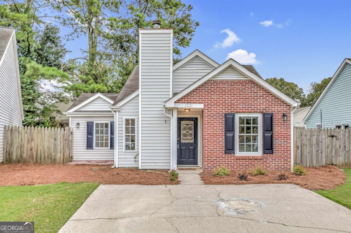 1321 Yorkshire Lane Woodstock - 2