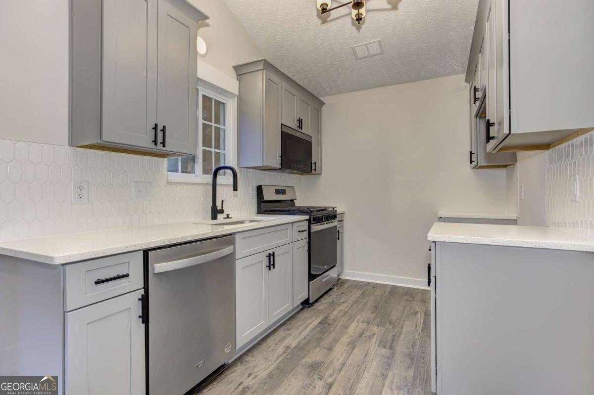 1321 Yorkshire Lane Woodstock - 20