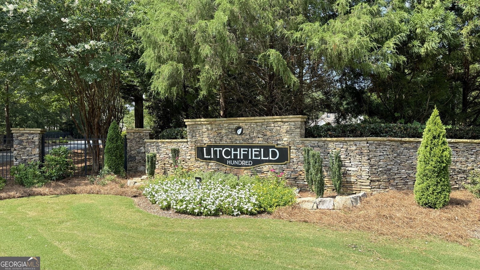 1350 Keans Court Roswell - 77