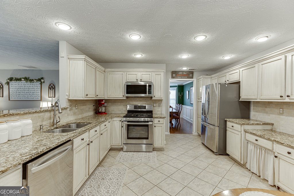 2147 Pierce Way Buford - 11