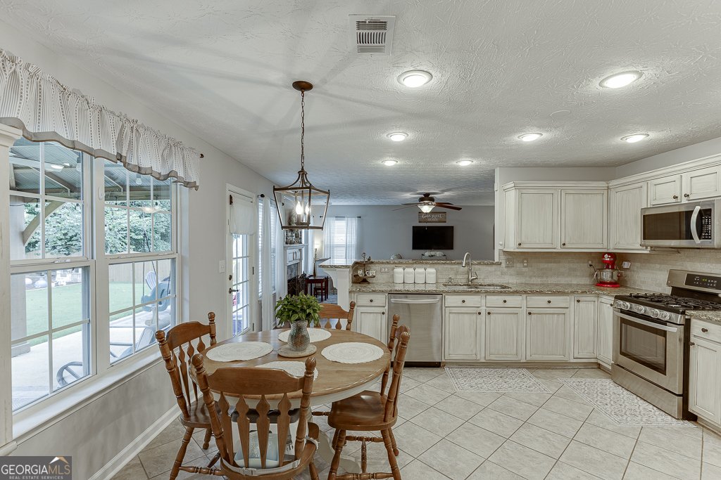 2147 Pierce Way Buford - 13