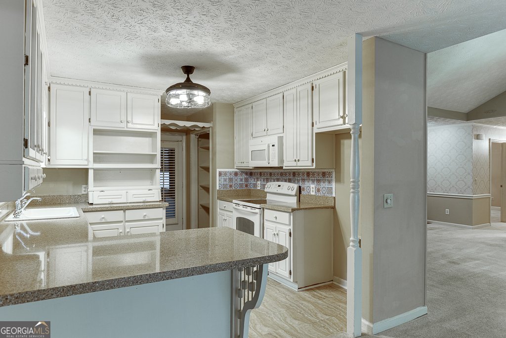 4442 Hidden Oaks Drive Flowery Branch - 20