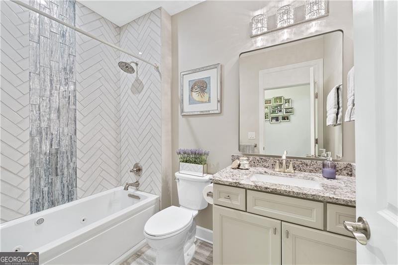3734 Cresswind Parkway Gainesville - 28