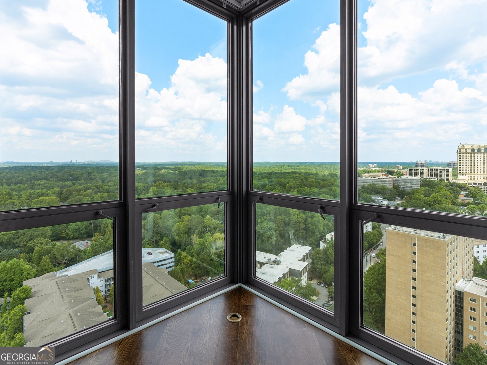 2870 Pharr Court South Atlanta - 17