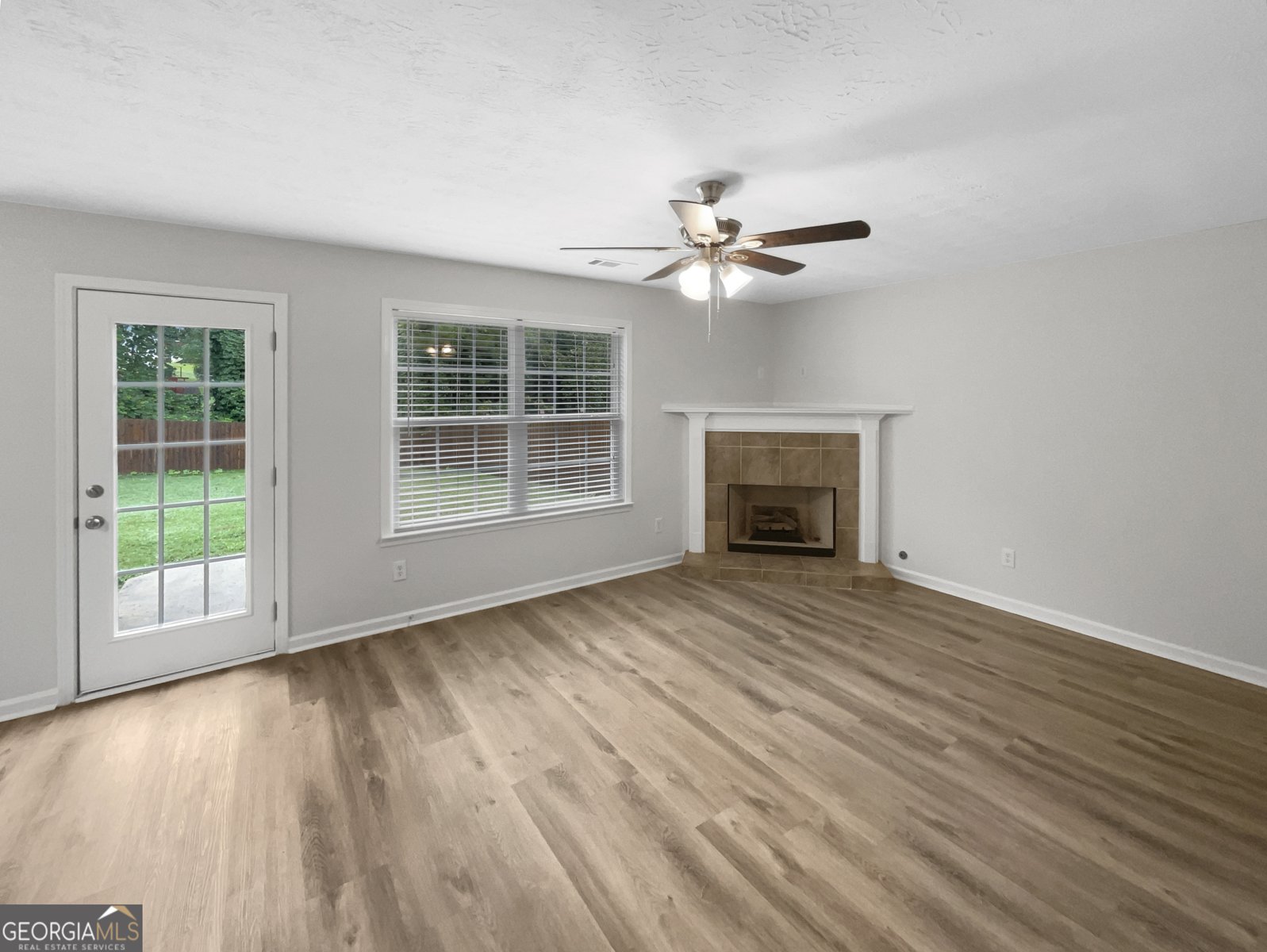 4107 Round Stone Trail Snellville - 3
