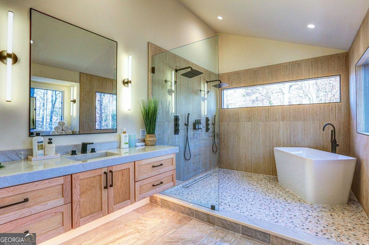 6680 Lawson Circle Gainesville - 24