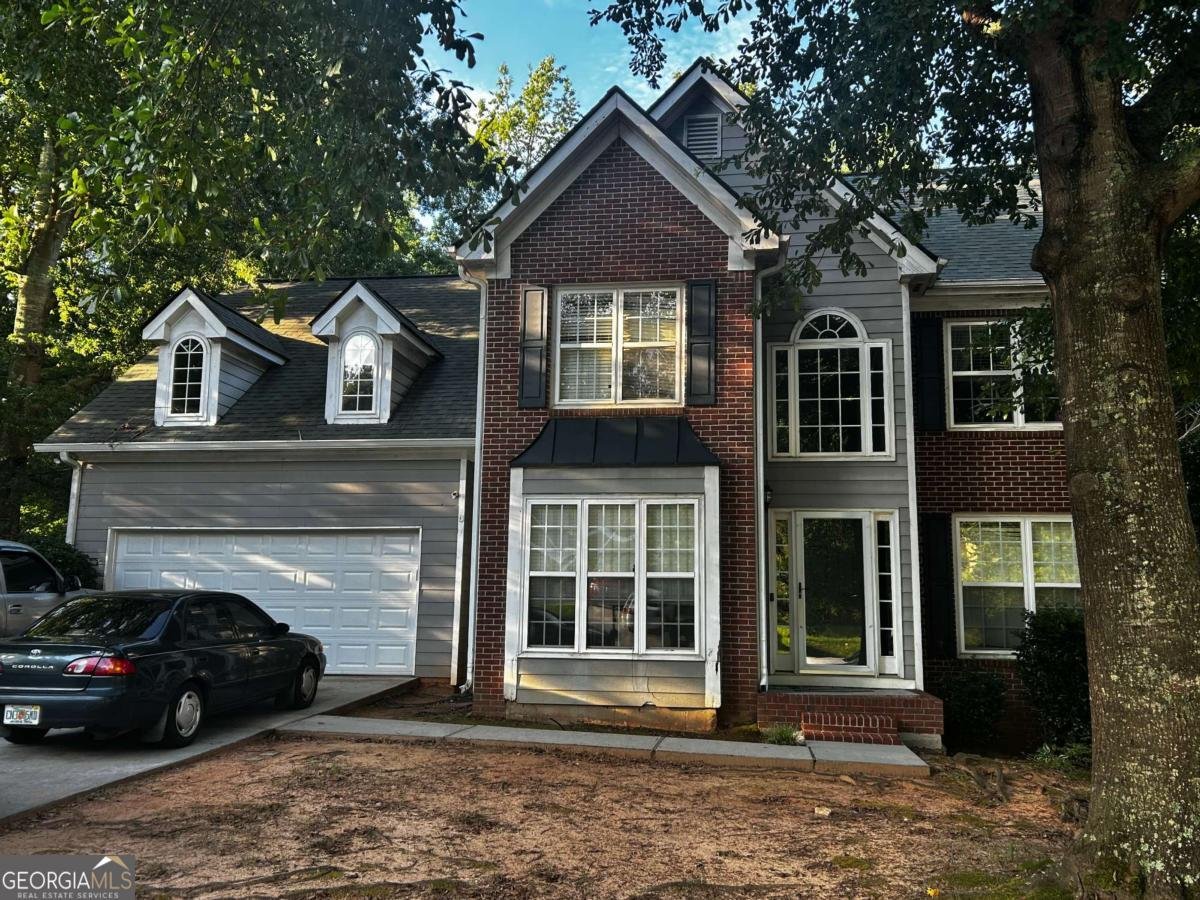 1402 PICKETS Court Conyers - 1