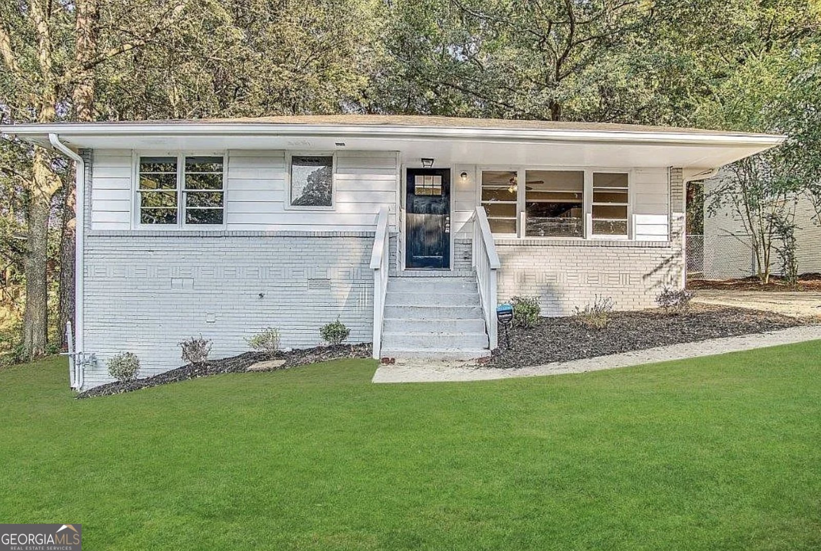 2720 Dearwood Drive Atlanta - 1