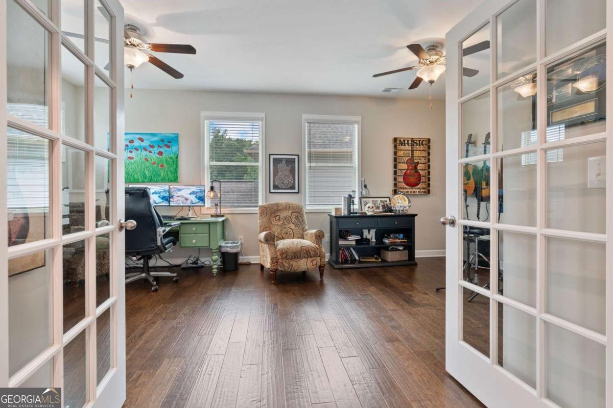2520 Barley Downs Circle Cumming - 36