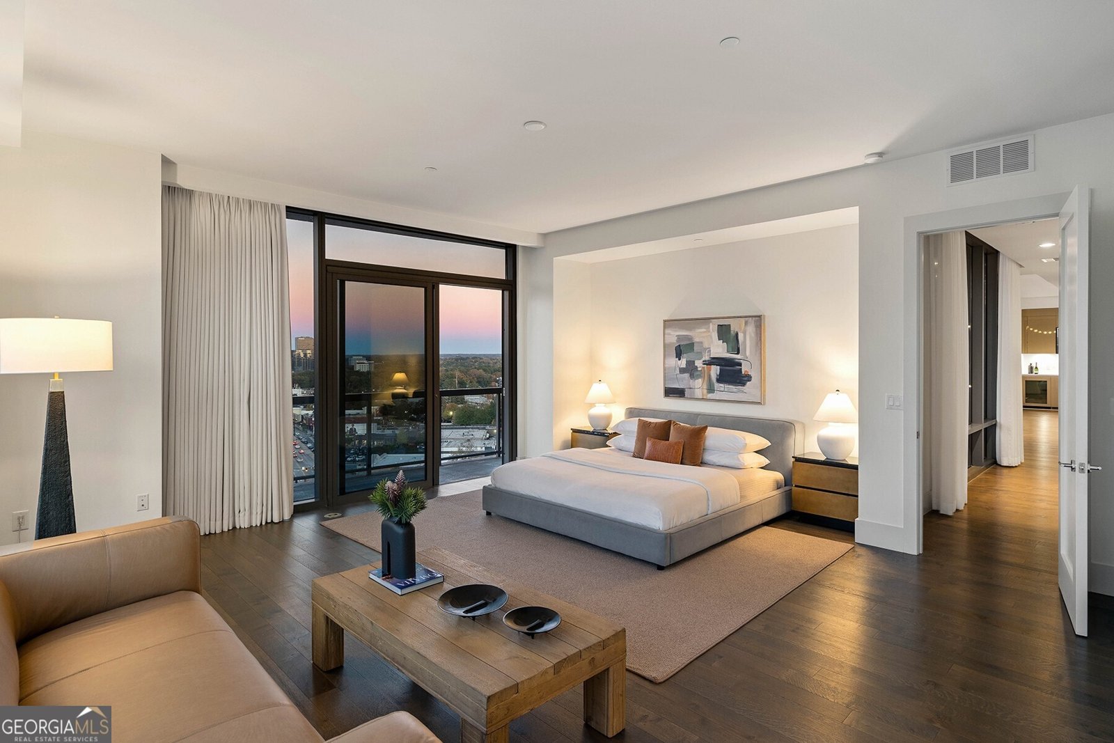 3107 Peachtree Road Atlanta - 19