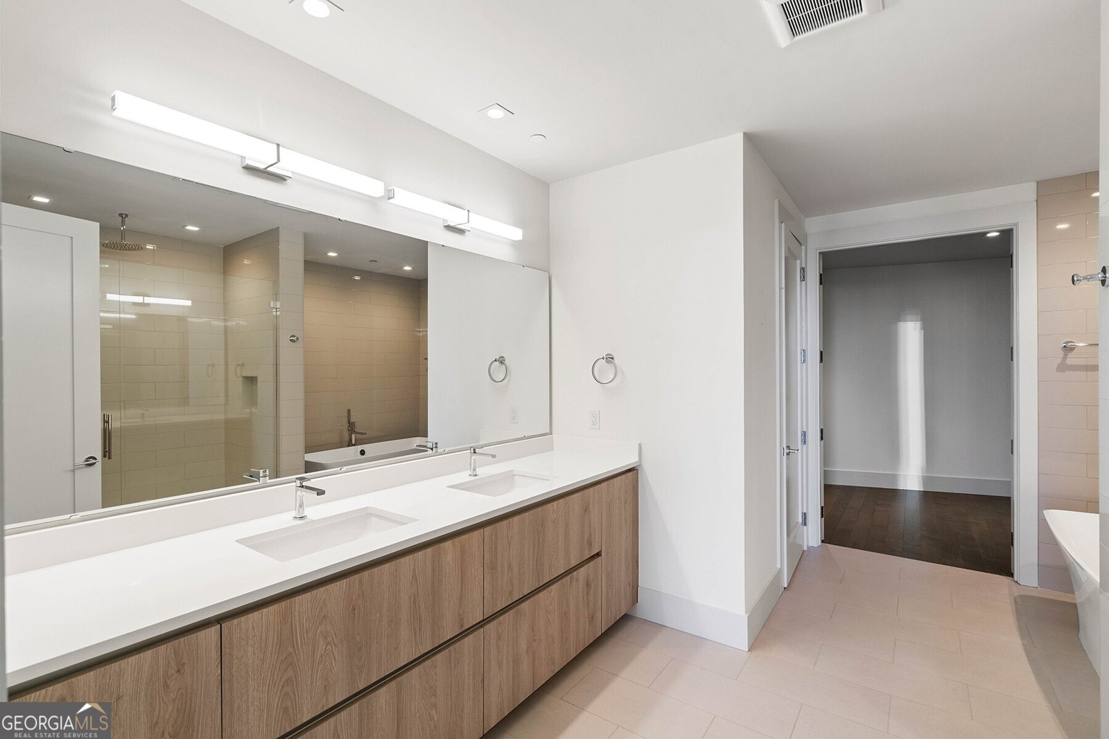 3107 Peachtree Road Atlanta - 29