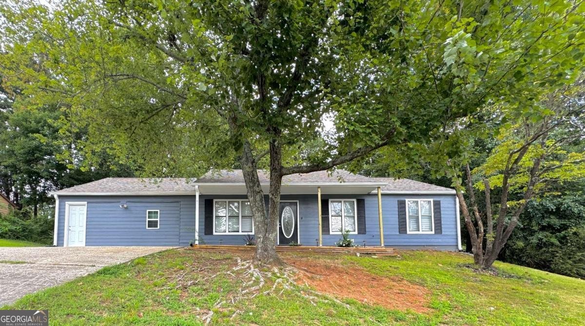 321 Knollwood Lane Woodstock - 1