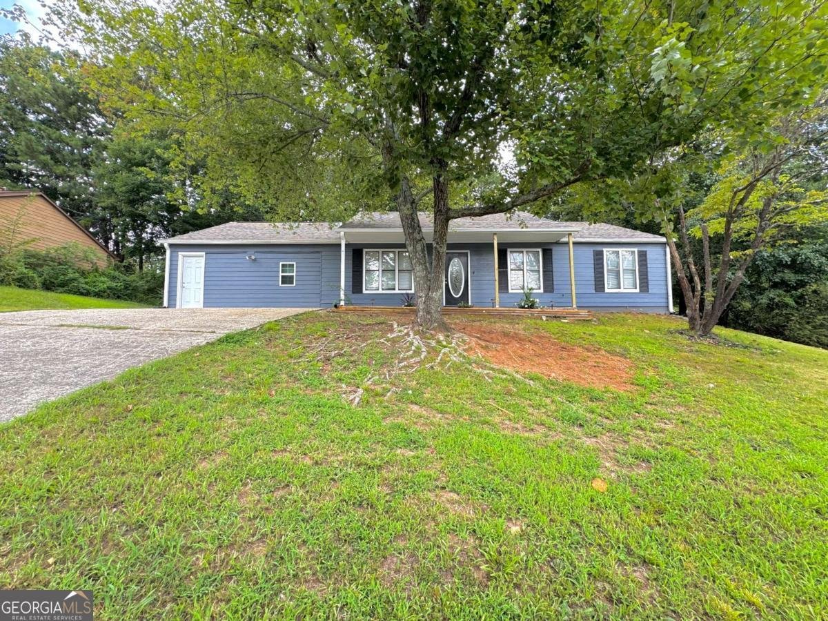 321 Knollwood Lane Woodstock - 2