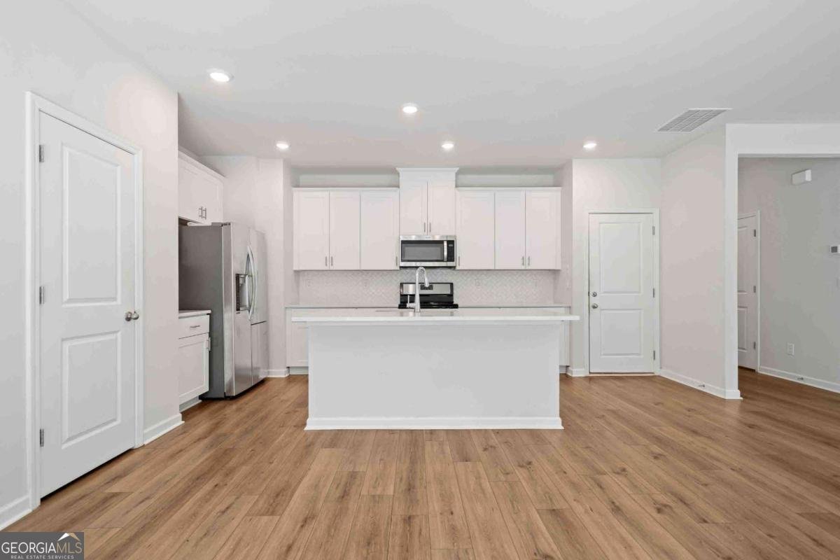 279 Wells Circle Canton - 6