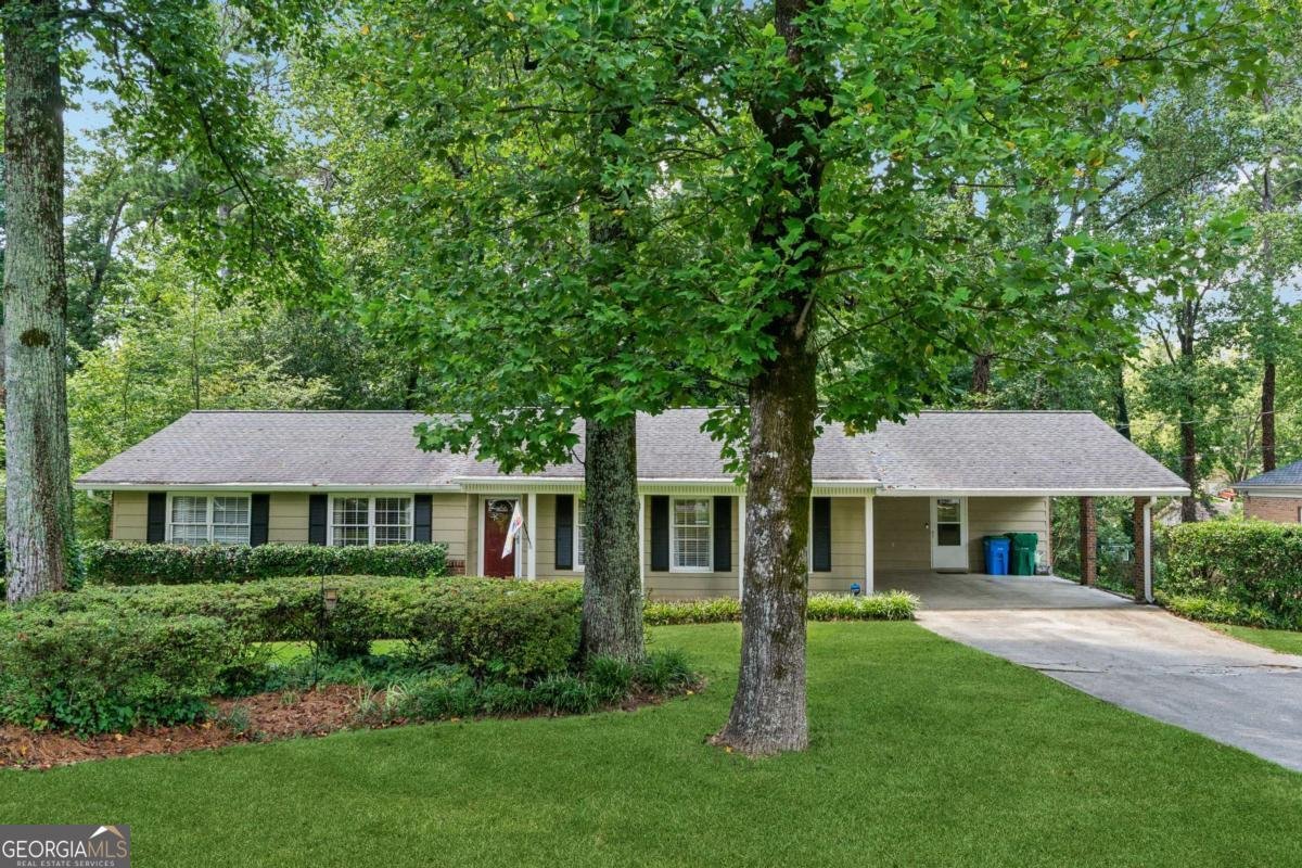 461 Little John Drive Lilburn - 1