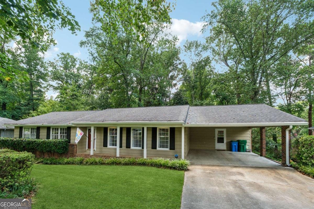 461 Little John Drive Lilburn - 3