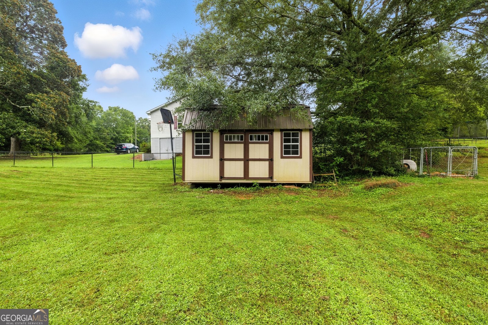 551 Waters Street Clarkesville - 23
