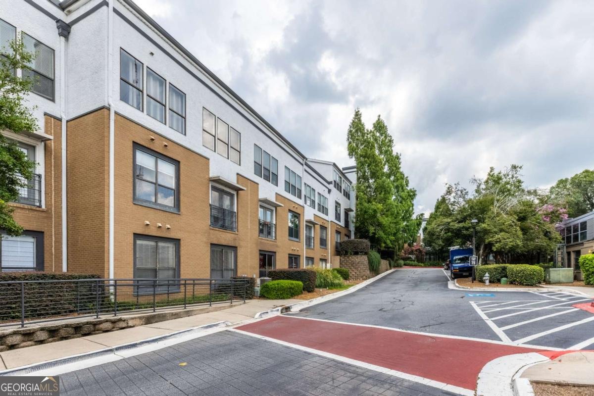 821 Ralph Mcgill Boulevard Atlanta - 32