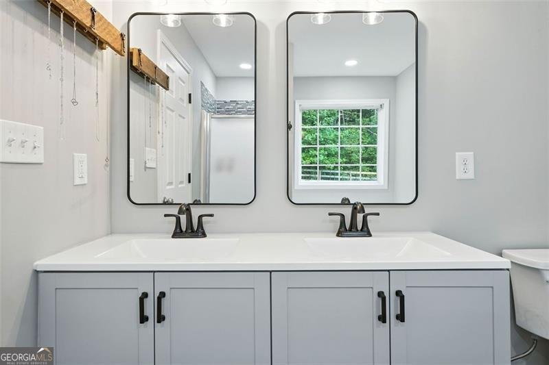 302 WHITE MARBLE Way Ball Ground - 25