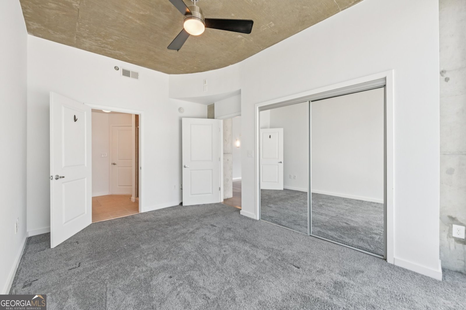 3324 Peachtree Road Atlanta - 25